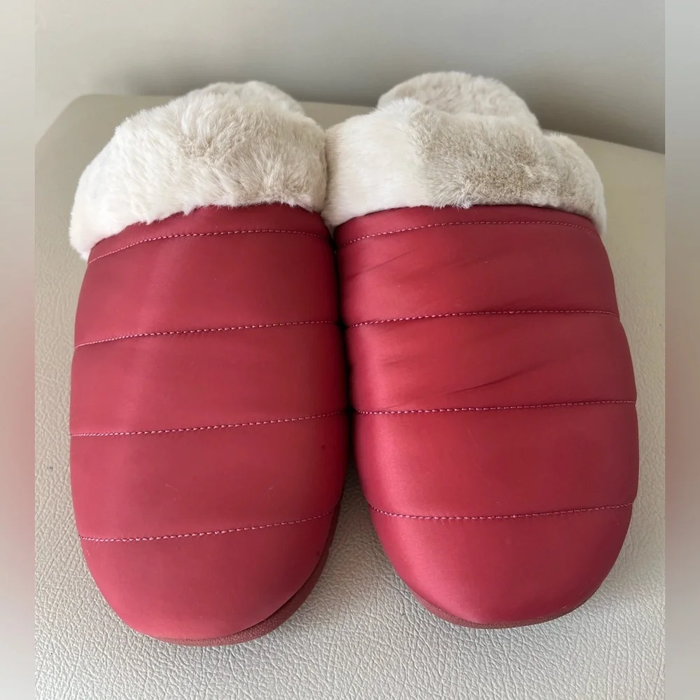 Vionic Josephine Faux Fur Quilted Dusty Cedar Red Puffer Slippers Size 10 - Picture 3 of 11